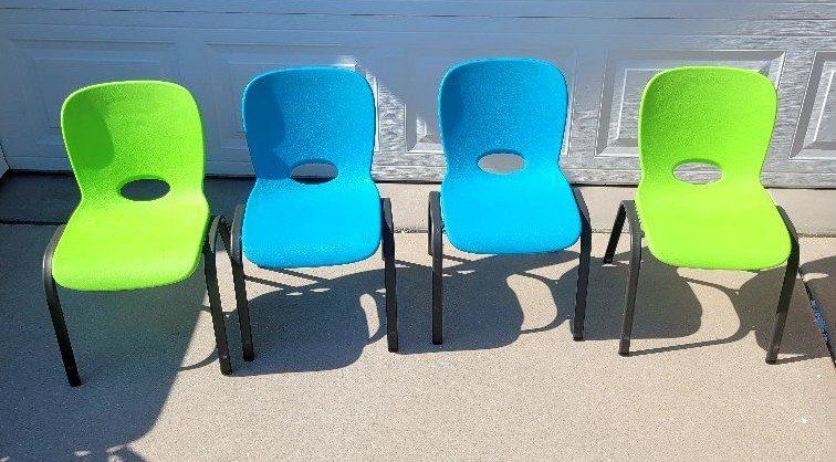 Lifetime Children's Plastic Stackable Chairs Set of 4 (Green & Blue)