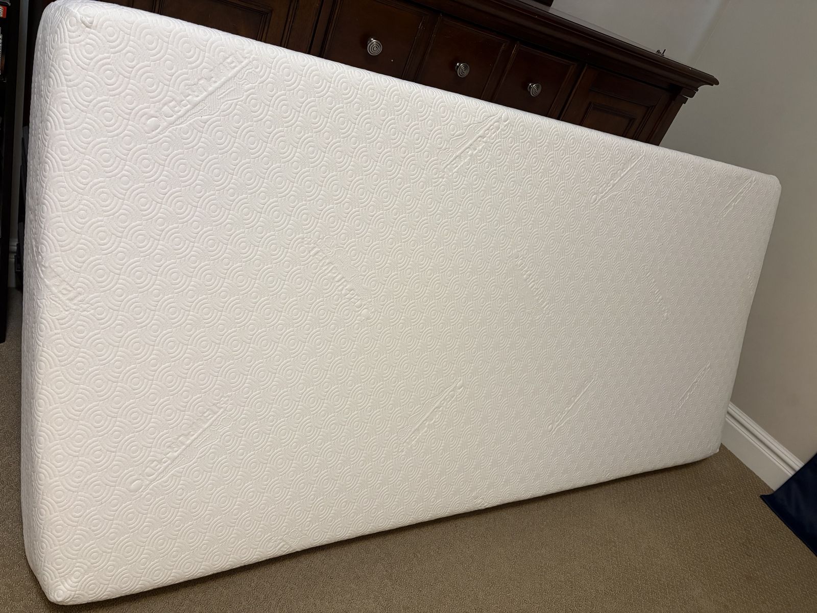 Clean Tempurpedic XL twin mattress