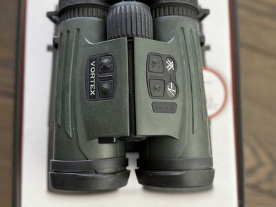 Vortex Fury HD 5000 AB 10x42 Rangefinding Binoculars - Excellent Condition