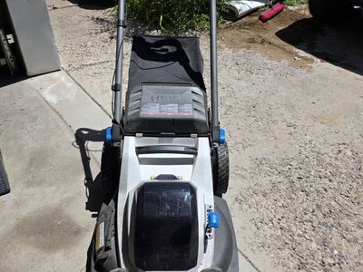 Electric lawn mower self propelled