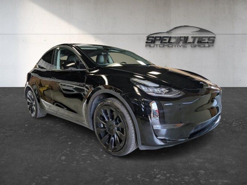2023 Tesla Model Y Long Range