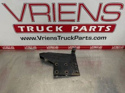 International Left Bracket