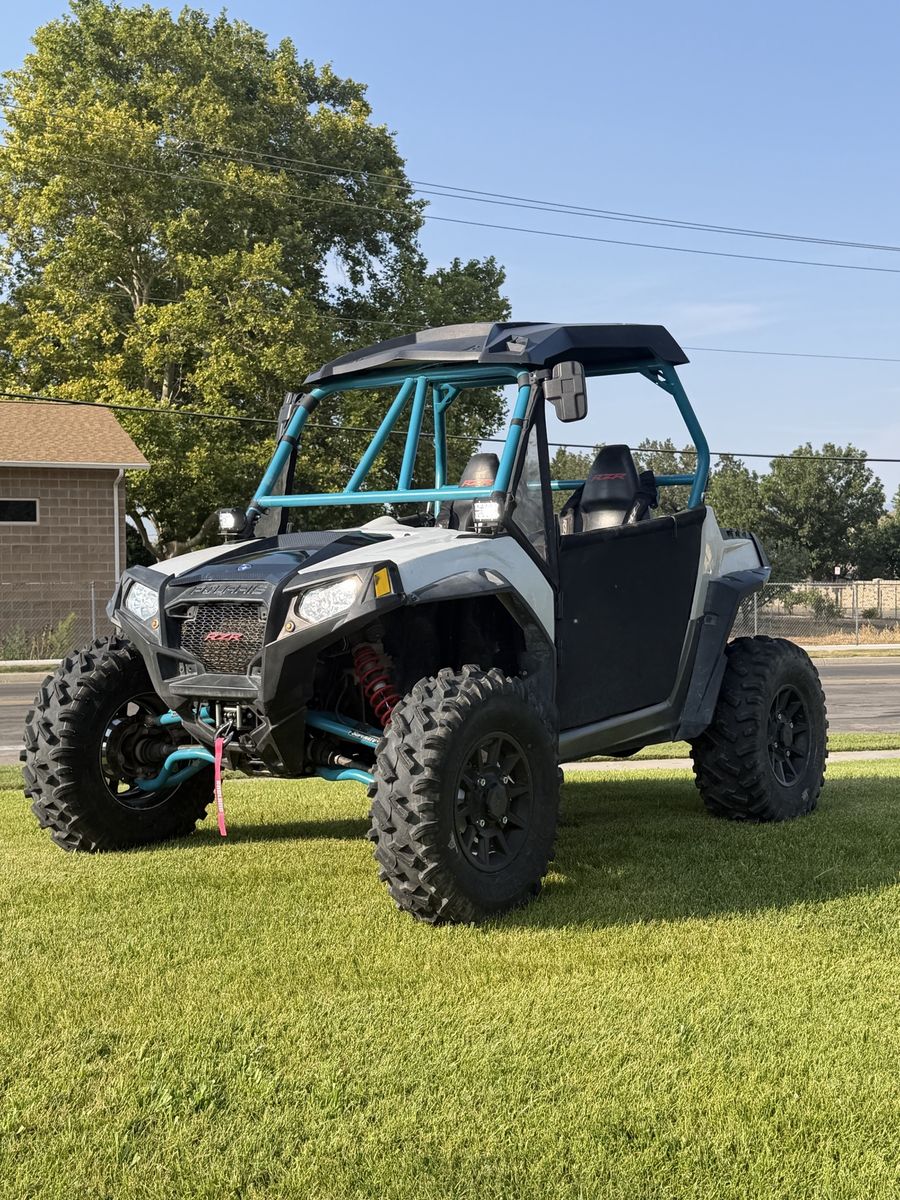 Polaris RZR 800s 2011 4x4 EFI