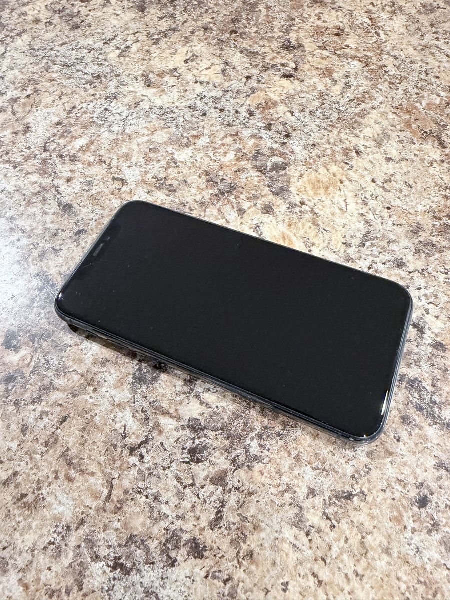 Apple iPhone 11 Pro - 64 GB