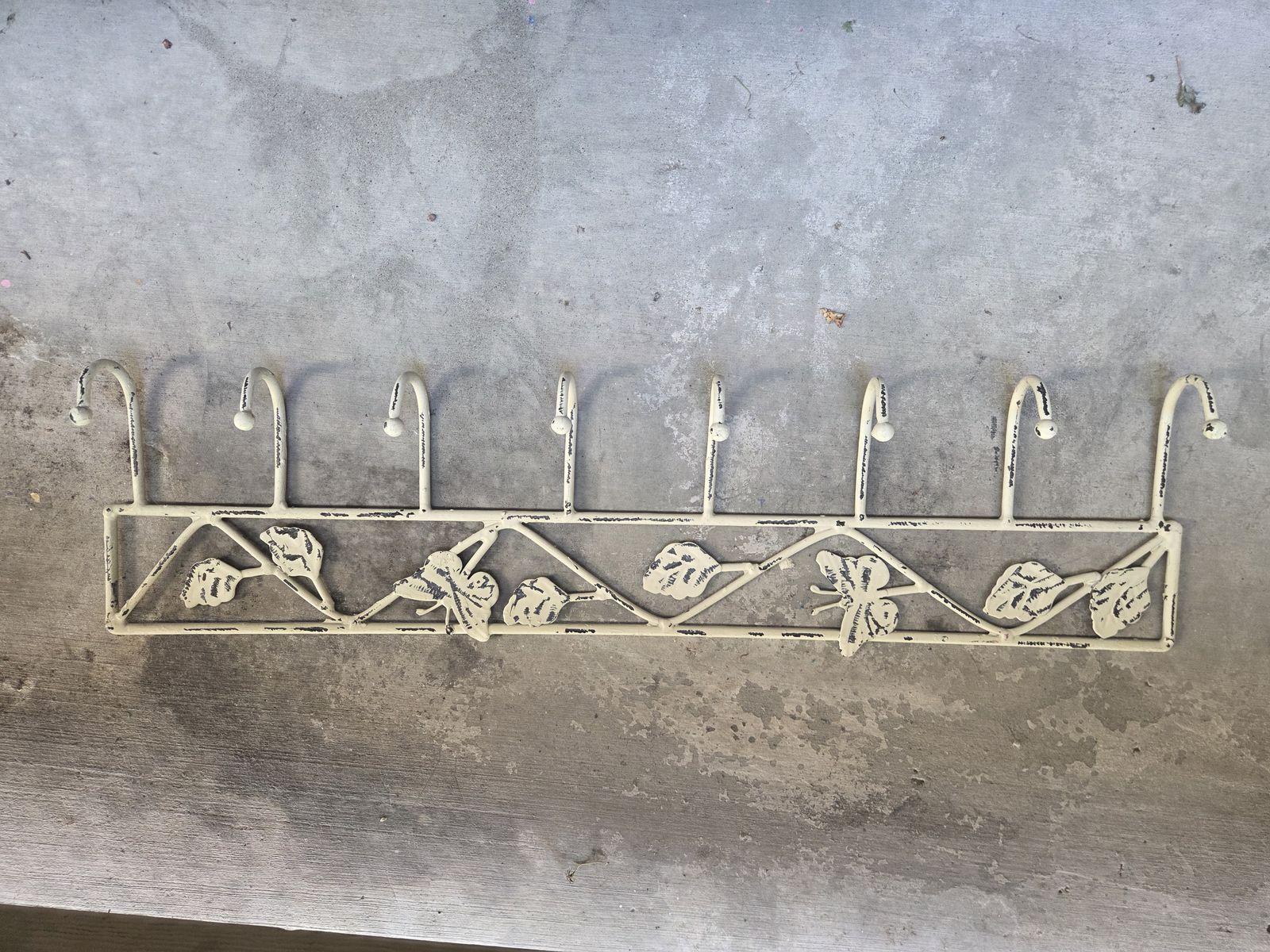 Main image 3