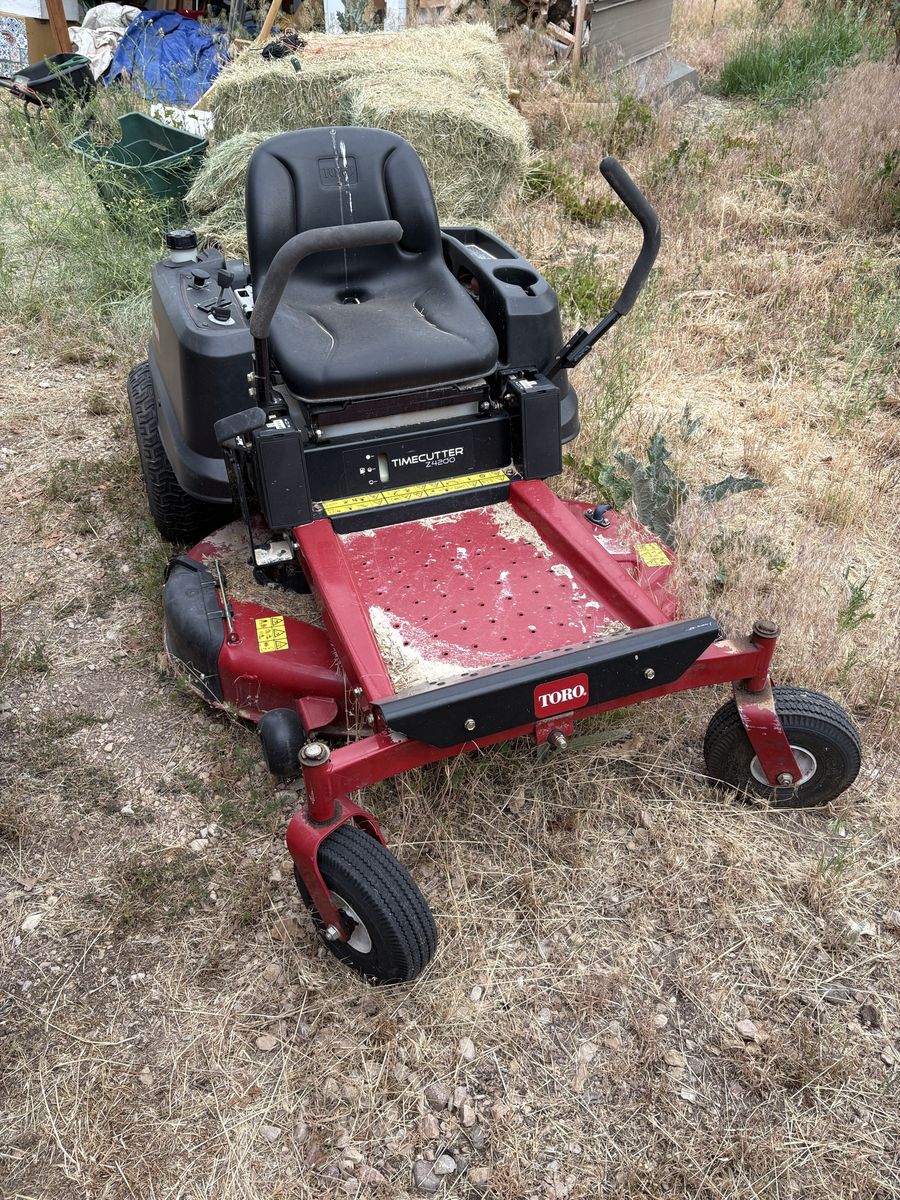 Toro Timecutter SS 4225 Zero Turn Mower - 42" Deck, Kohler Engine, Used