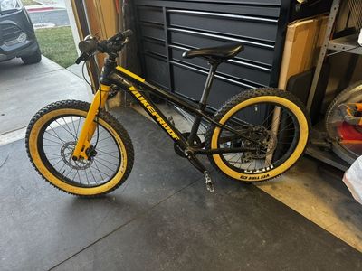 Nukeproof Kids Trail Bike - 20
