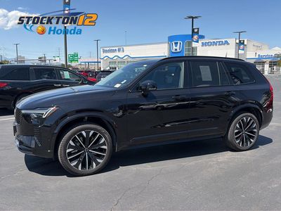 2026 Volvo XC90 T8 Ultra Dark Theme