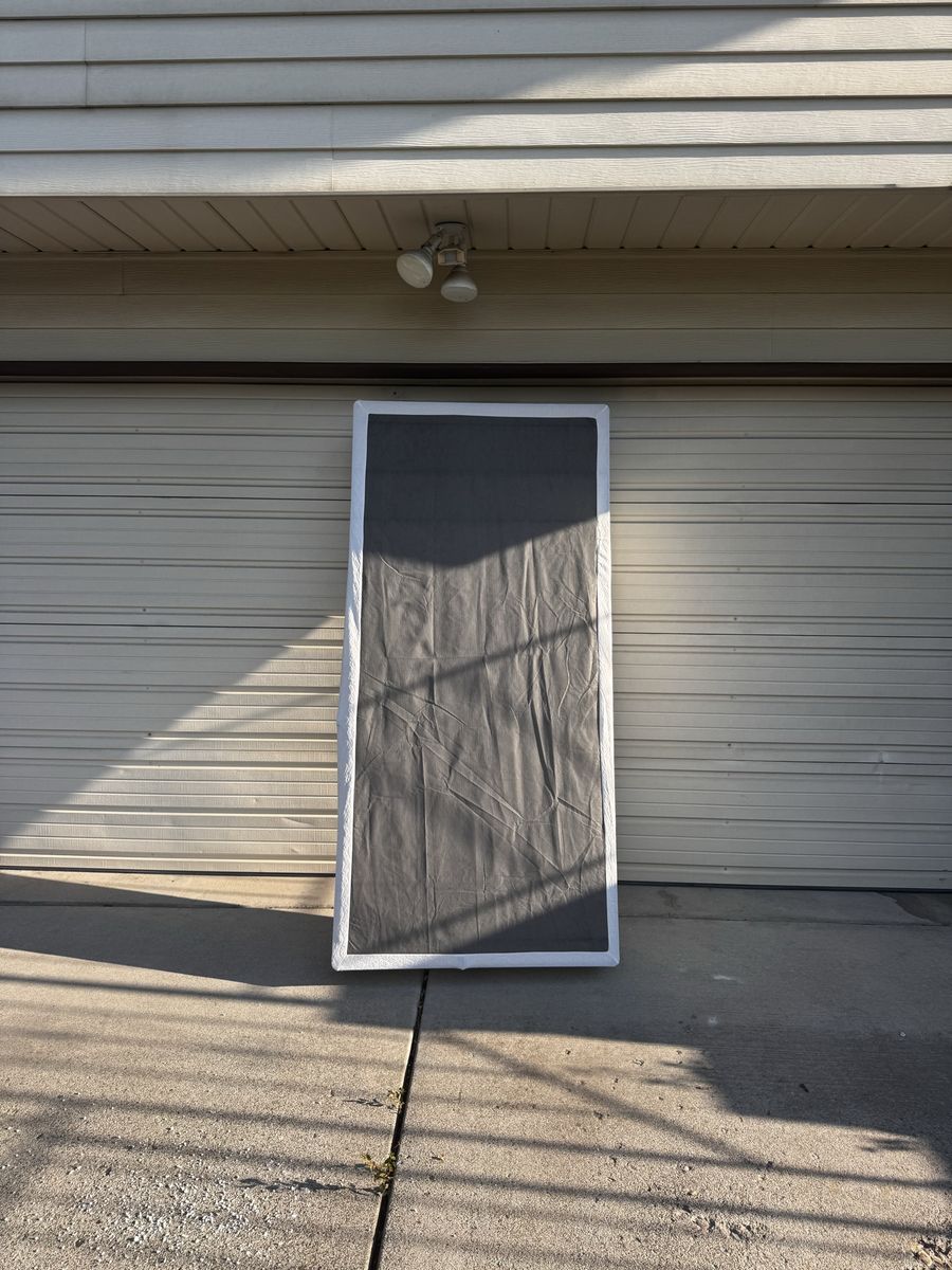 BRAND NEW Twin metal box spring