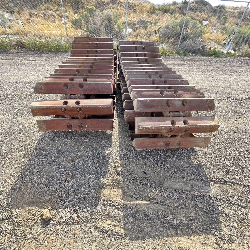 Komatsu Dozer  D 65 Swamp Tracks