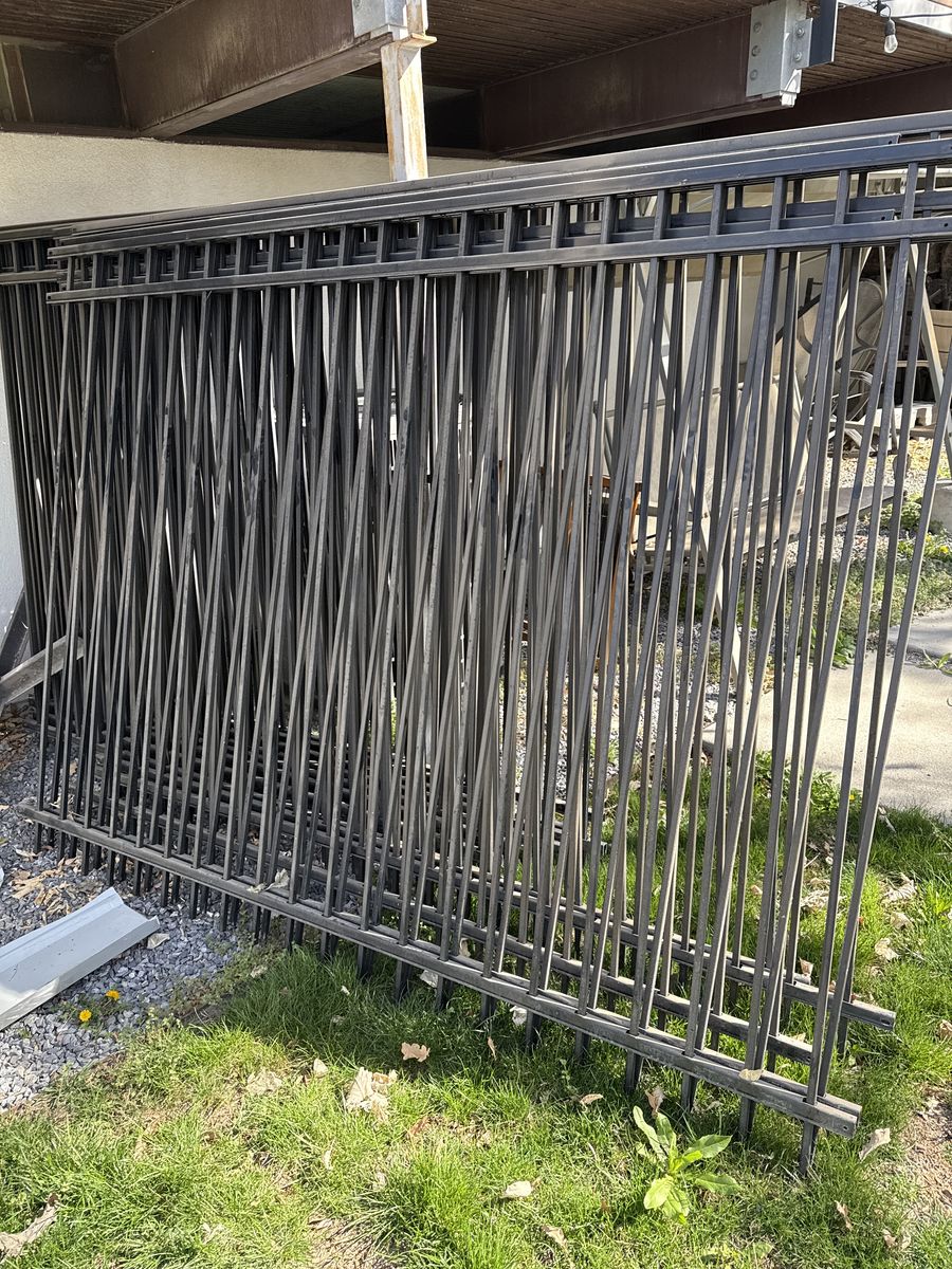 Black Steel 6'x ~8' Fence With 4' Gate