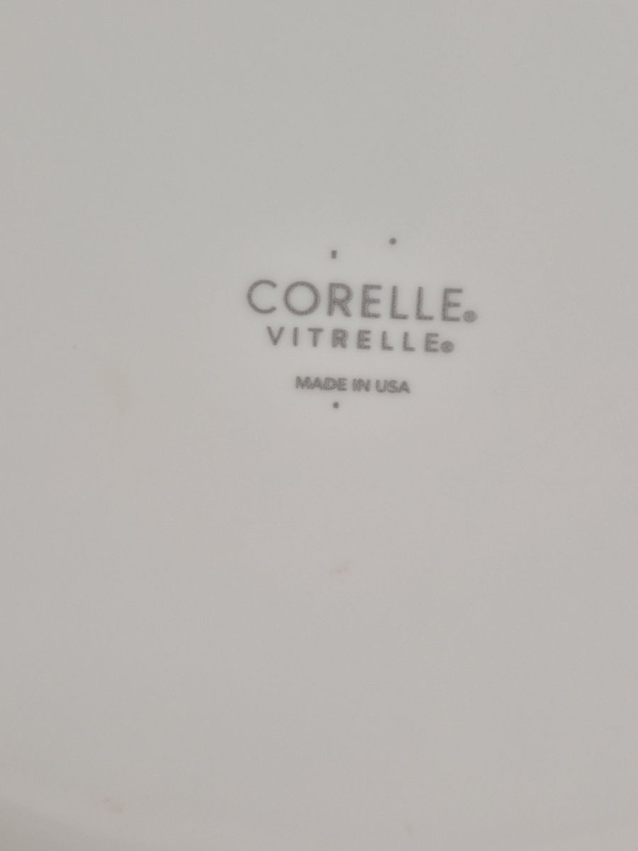 Corelle 8 place dishes - amost new