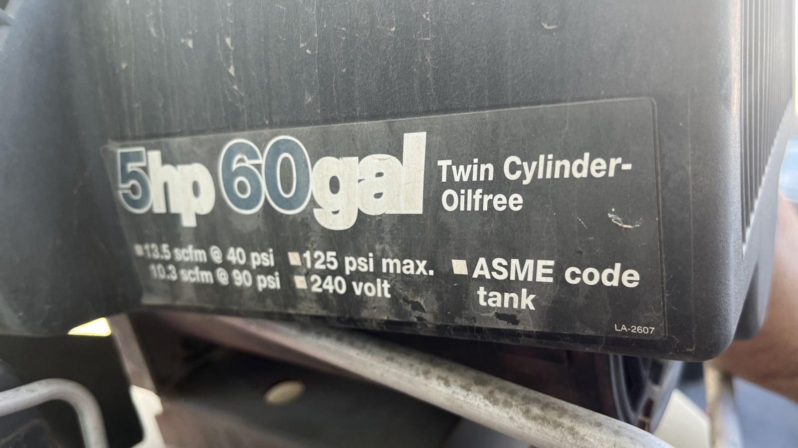 60 gal compressor 