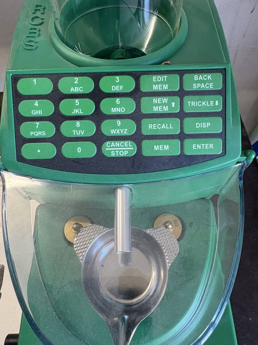 RCBS Chargemaster 1500 Digital Powder Scale & Dispenser Reloading Equipment