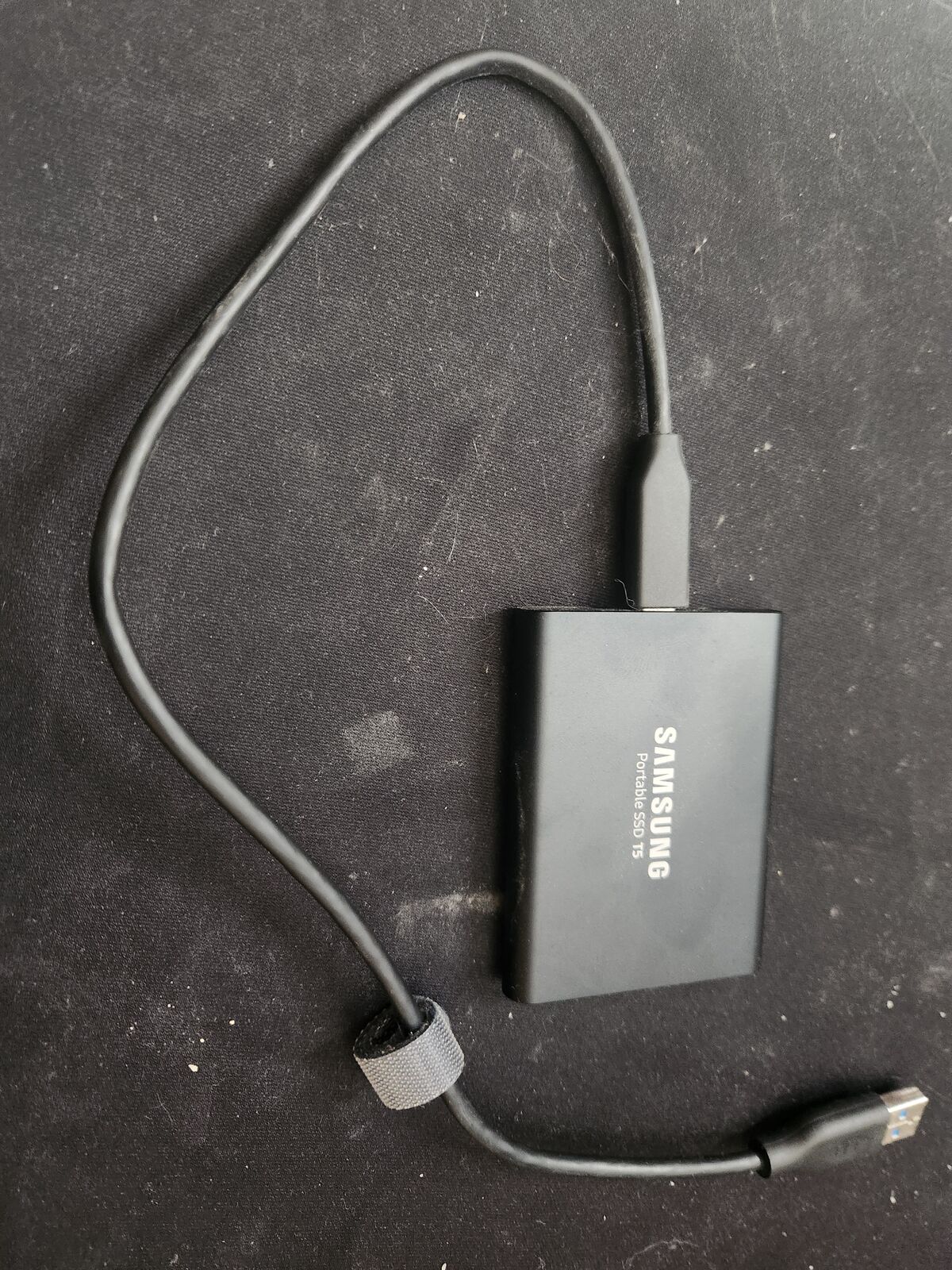 Samsung T5 Portable SSD — 1TB (USB‑C / USB‑A)