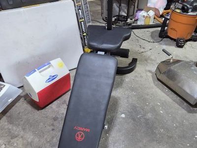 Marcy Adjustable Weight Bench w/ Preacher Curl pad and bar holder