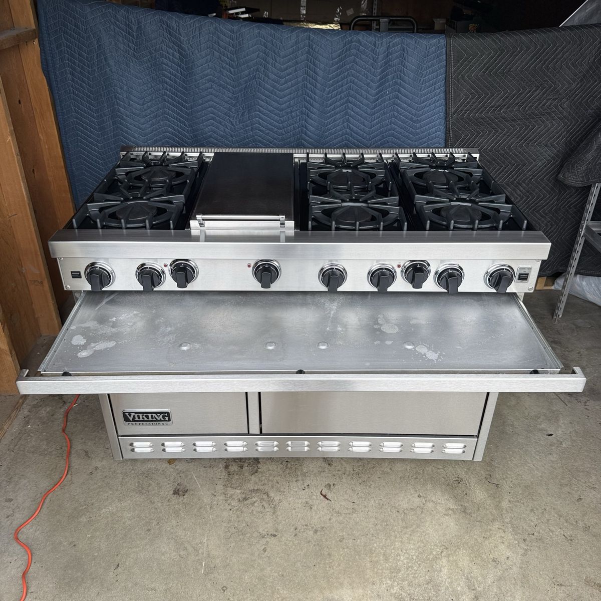 Main image 6
