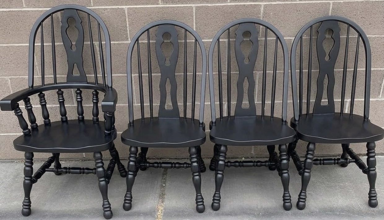 Authentic Cochrane Black Farmhouse Spindle Back Dining Chairs (Set of 4)