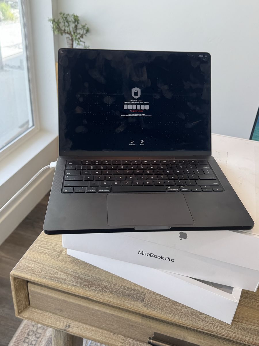 Apple MacBook Pro 13" M2 Chip - Locked, Parts Only
