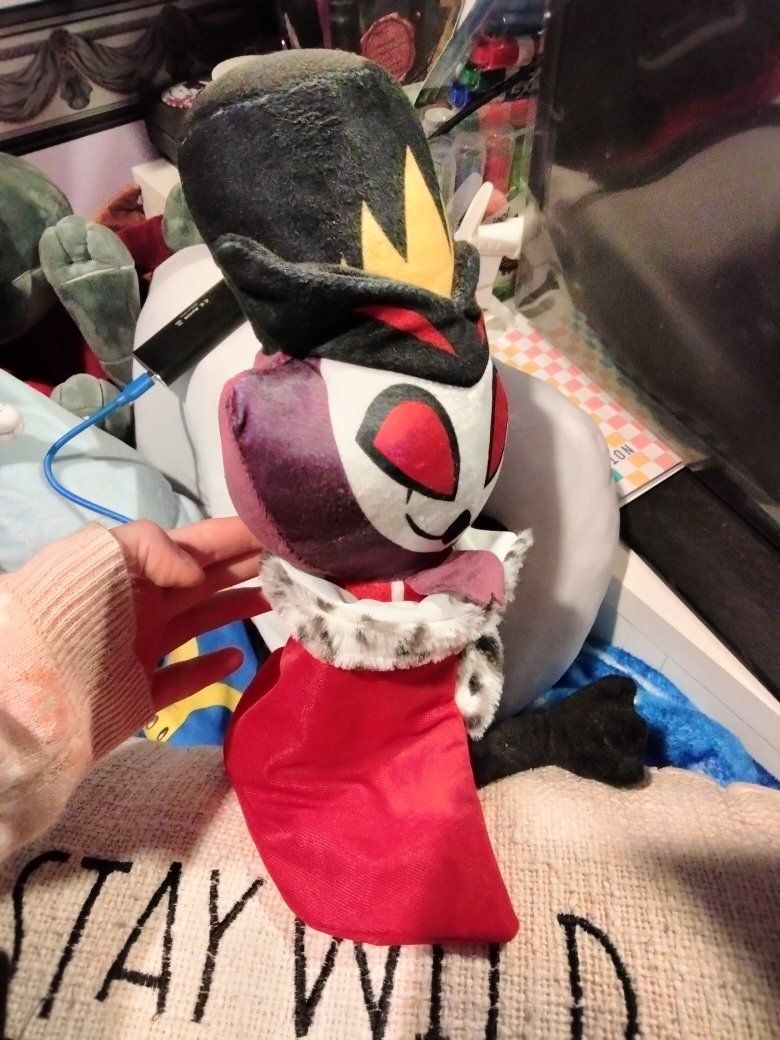 Main image 4