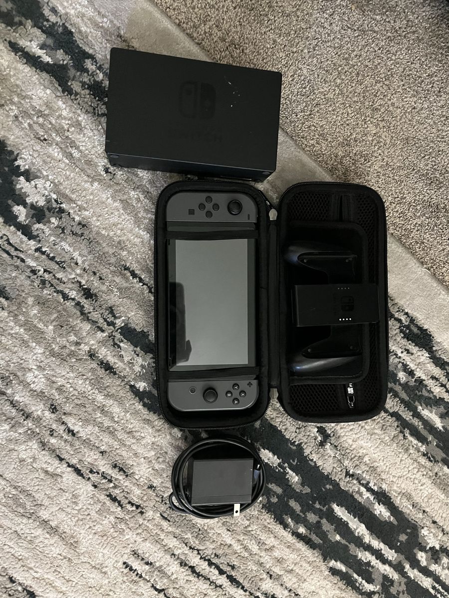 Nintendo Switch and special edition Wii