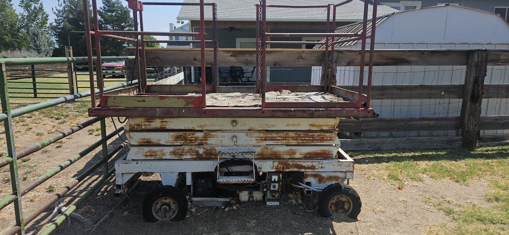 Heavy Duty Industrial Electric Scissor Lift