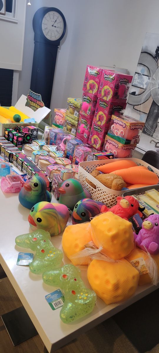 Squishies and needohs for sale.. DIFFERENT PRICES!!