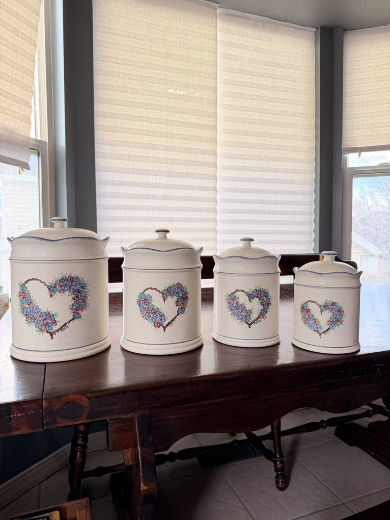 1995 Cutest Vintage Cottage Core Kitchen Canisters