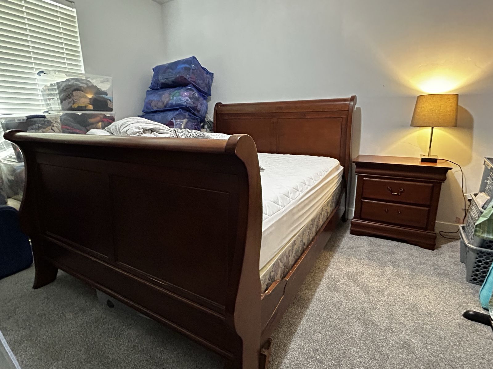 Main image 3