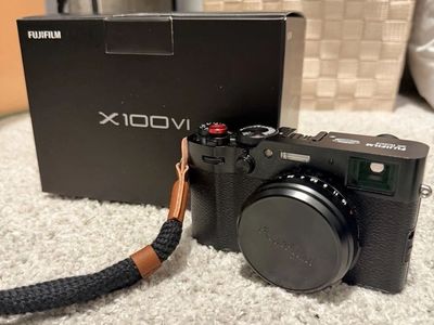 Fujifilm X100VI Black Digital Camera 6- 200 Shutter Count
