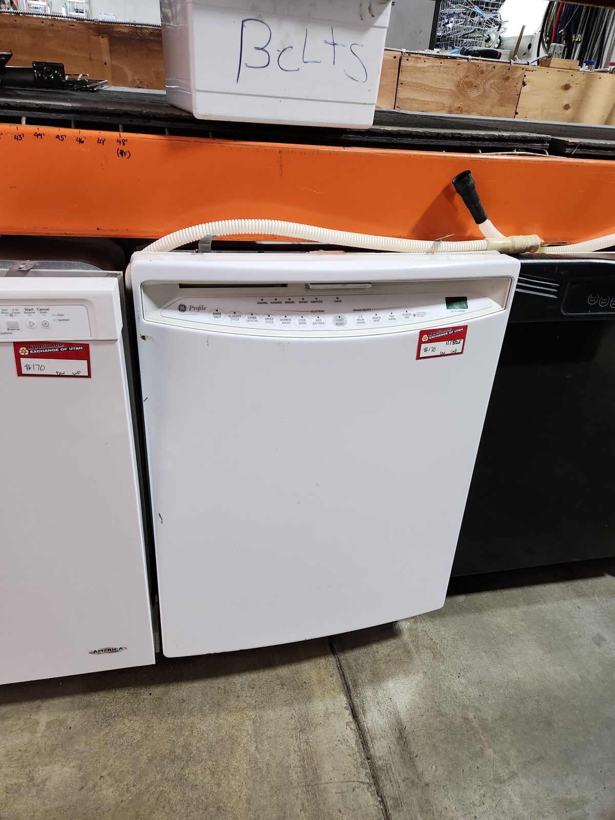 NICE GE PROFILE WHITE DISHWASHER! W-WARRANTY