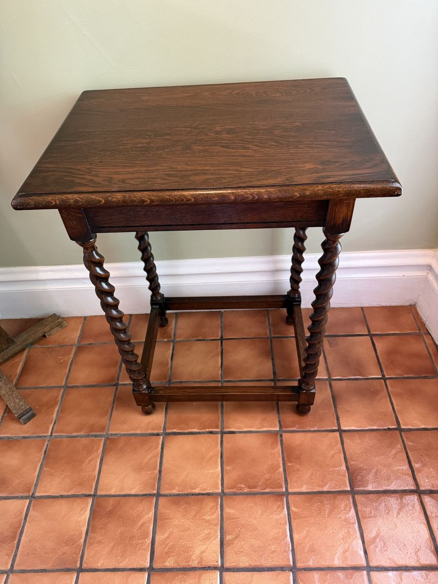 Rustic Tiger Wood Oak Side Table w/Barley Twist Legs