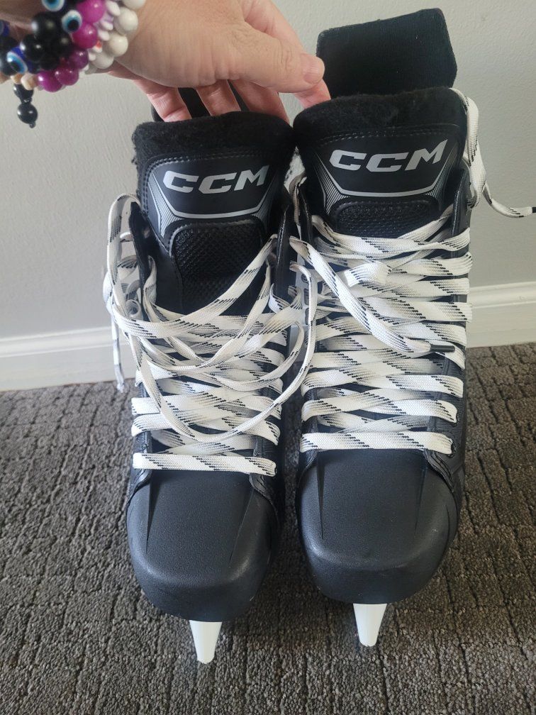 CCM Jetspeed FT860 Hockey Skates Size 8.5 US Regular Fit