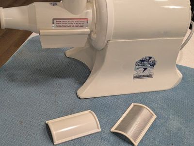 Champion Juicer