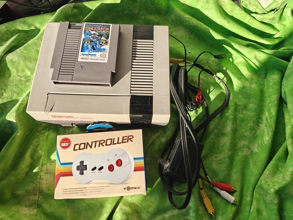 NES (Nintendo Entertainment System