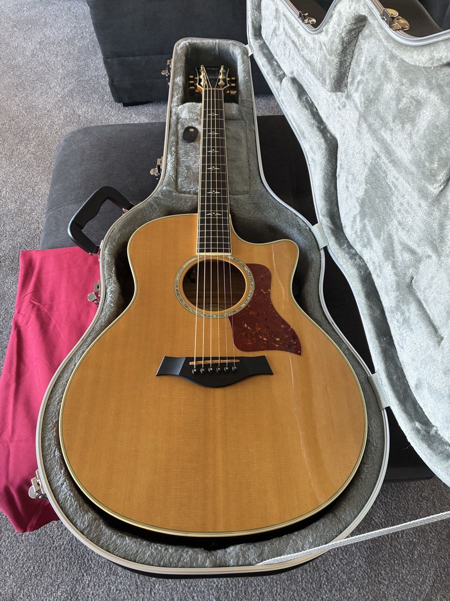 Taylor 616 ce Flamed Maple Acoustic-Electric Guitar with Hard Case