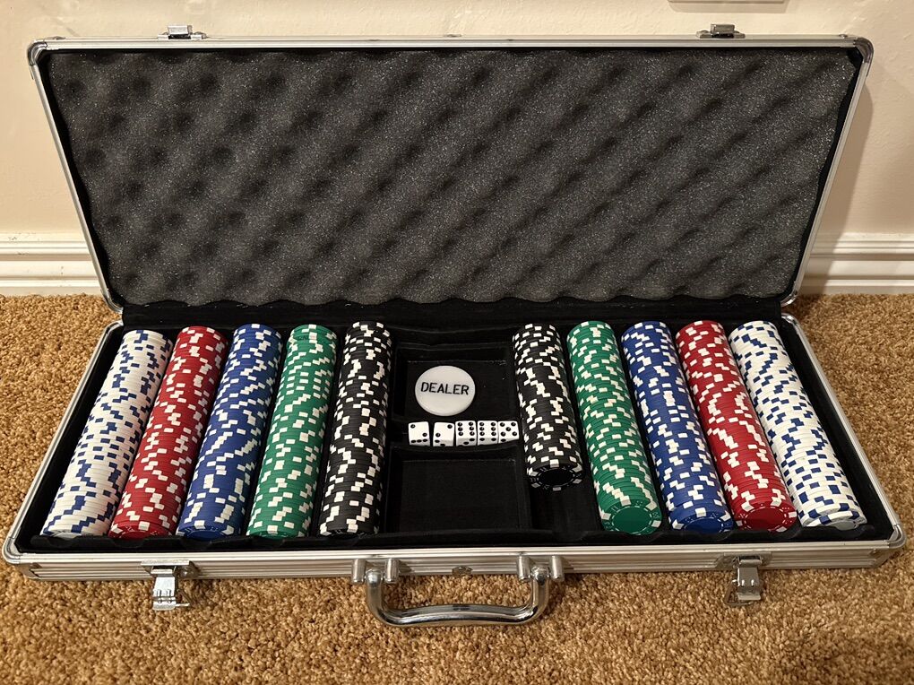 Poker Chips And Case