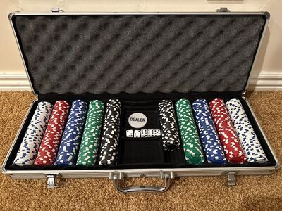 Poker Chips And Case