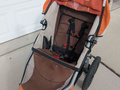 Used Bob Revolution Jogging Stroller