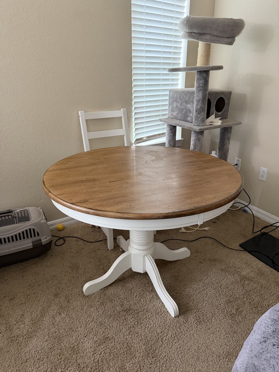 Round Dining Table + 3 Chairs