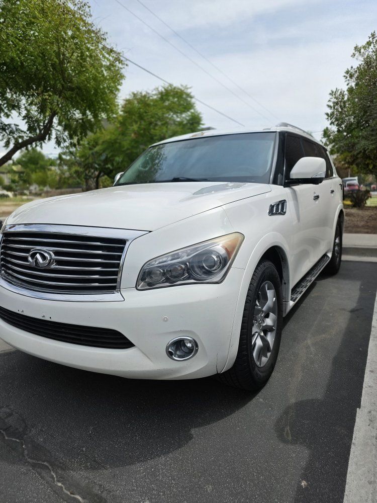 2011 Infiniti QX56 Base