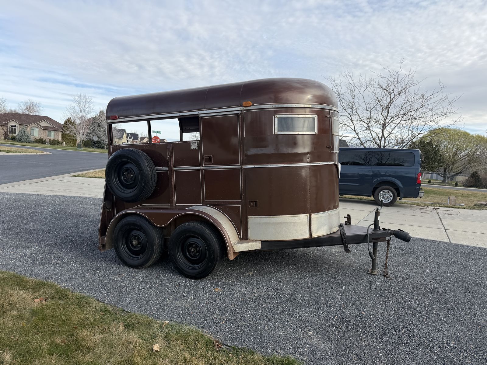 RENT - Livestock/Horse/Cattle/Animal Trailer