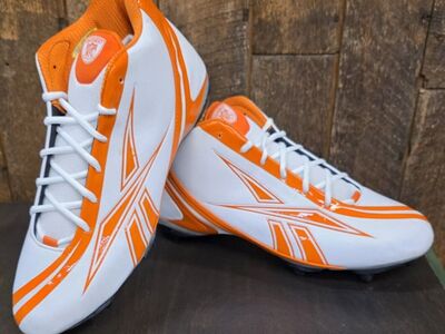 Awesome new NFL Pro Burner football cleats Sz-15