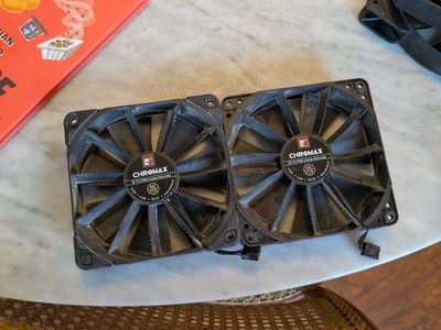 Two noctua chroma Max 120 mm fans