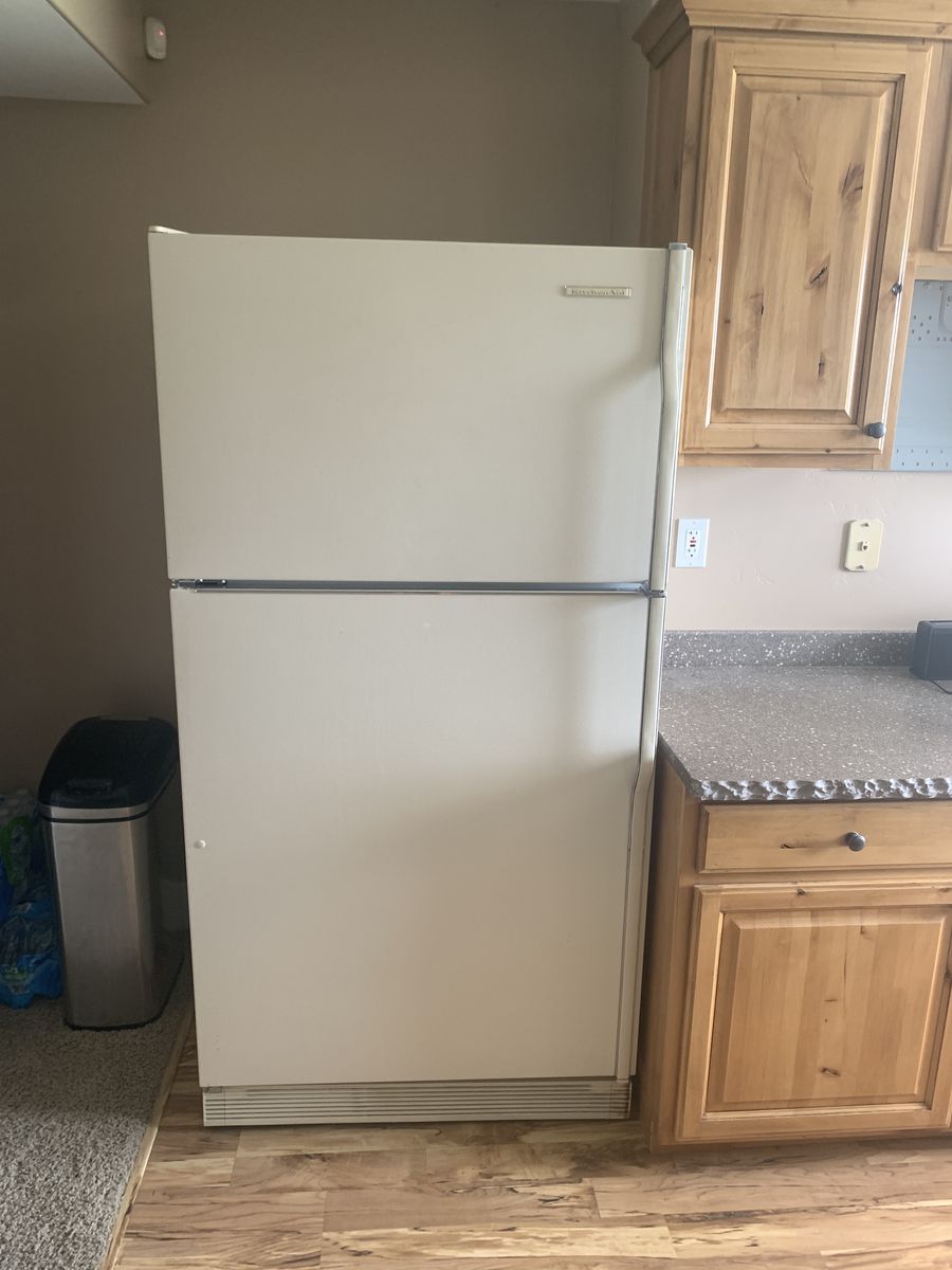 Appliances, refrigerator, stove (electric), and dishwasher