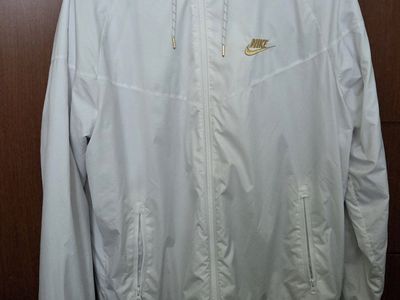 Men's Nike fleece lined hooded nylon jacket size medium