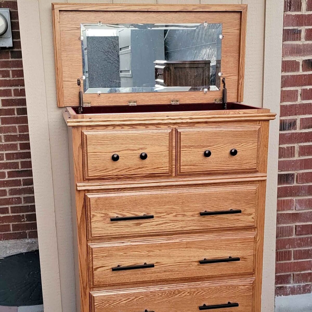 Tall 5 Drawer Dresser With Mirror