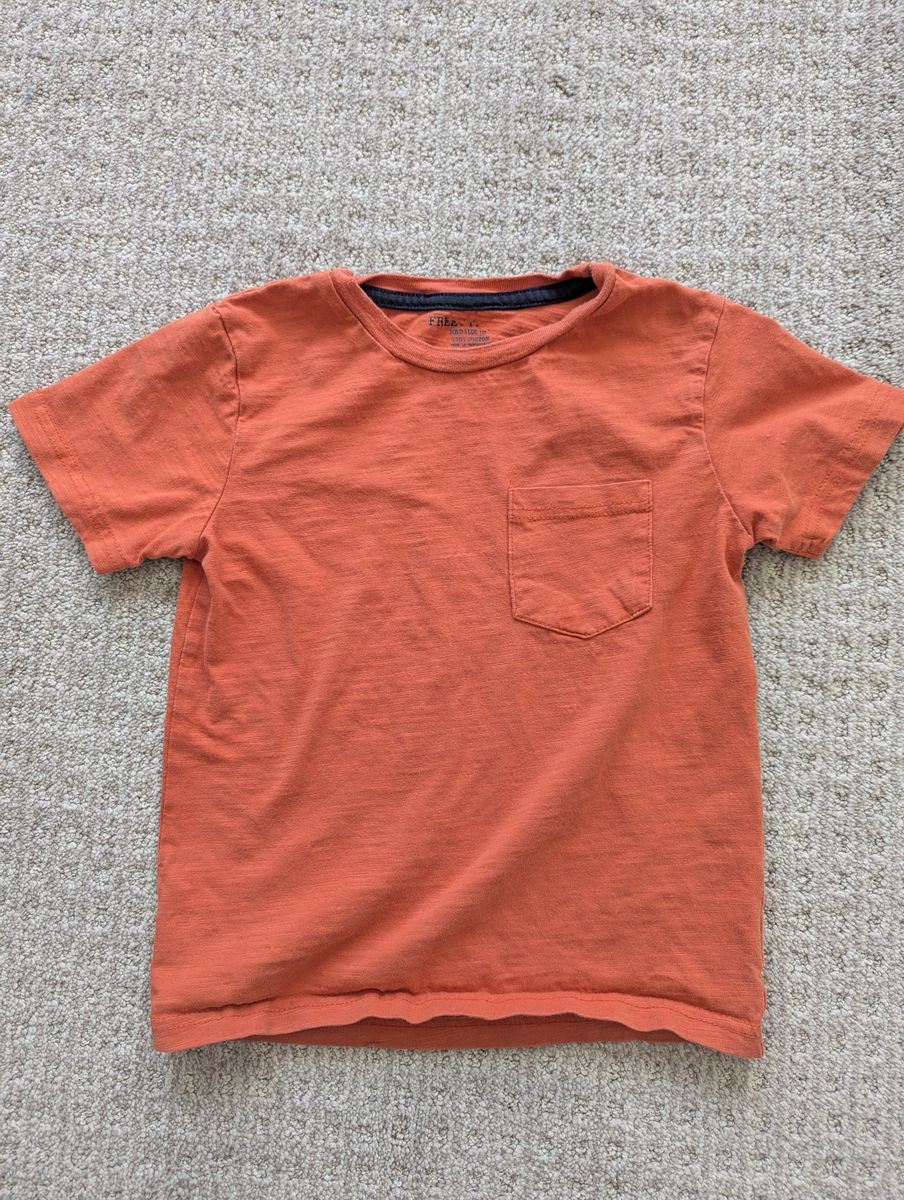 Toddler boys size (5) 100% cotton pocket tee shirt in orange