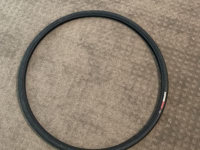 Specialized Espoir Sport Road Bike Tire, Black, Great Condition 700 x 25