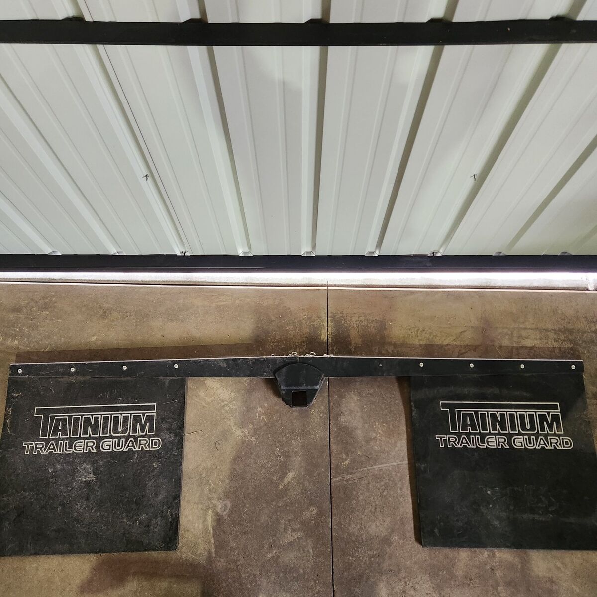 hitch mount mud flaps